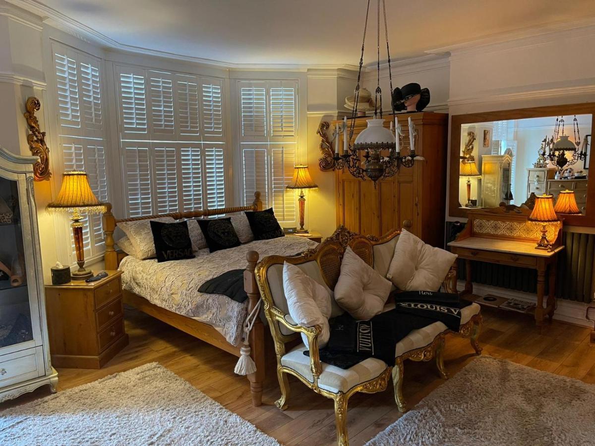 ポースコール Olivia House Bed & Breakfast エクステリア 写真