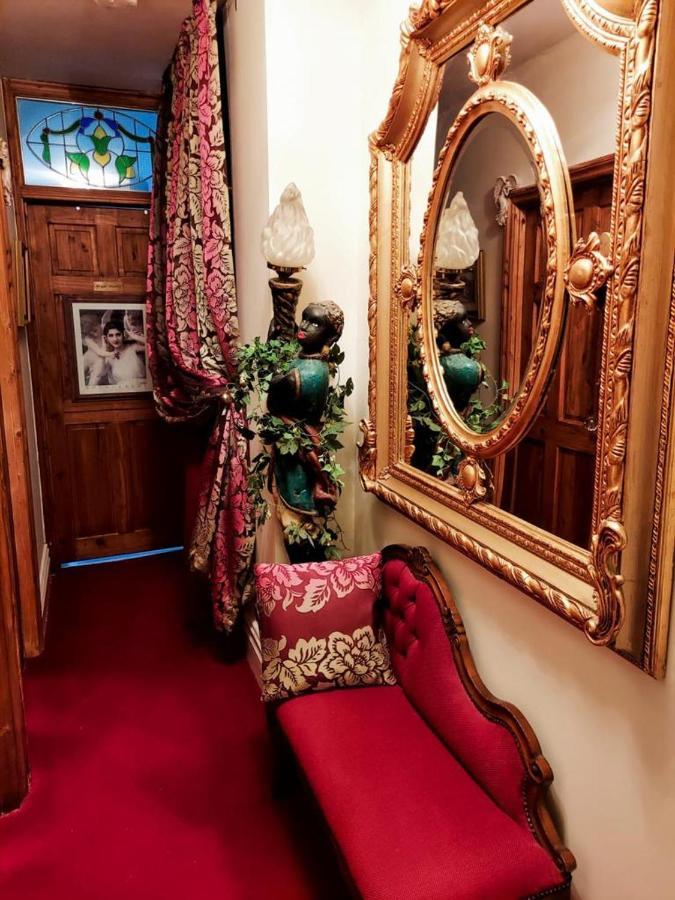 ポースコール Olivia House Bed & Breakfast エクステリア 写真