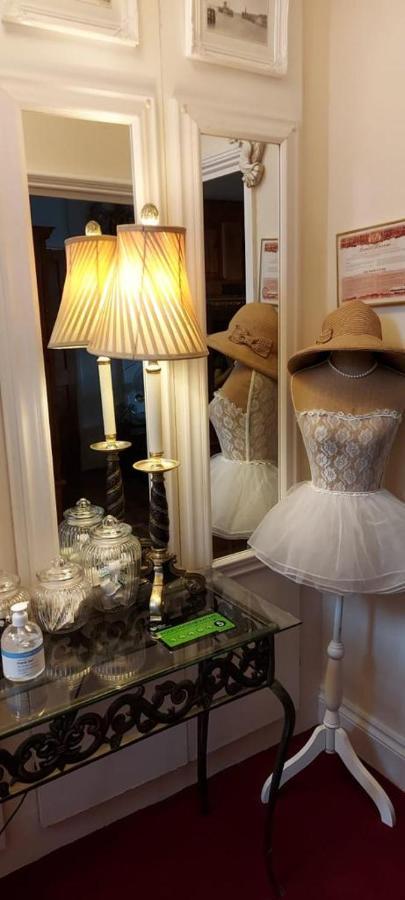 ポースコール Olivia House Bed & Breakfast エクステリア 写真