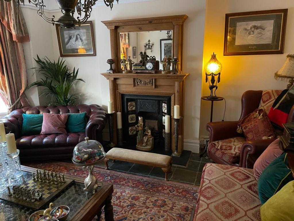 ポースコール Olivia House Bed & Breakfast エクステリア 写真
