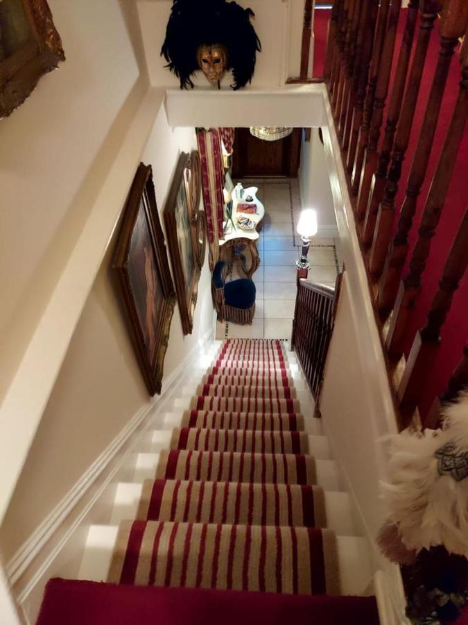 ポースコール Olivia House Bed & Breakfast エクステリア 写真